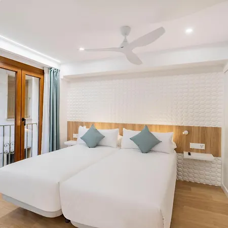 Odyssey Rooms Alicante-2